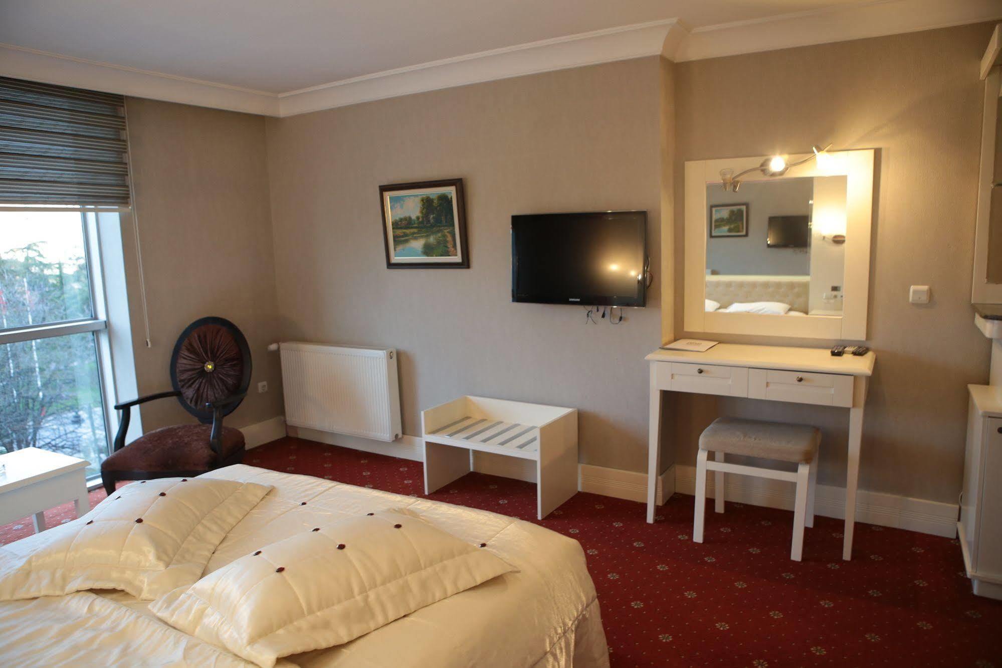 Amisos Hotel Samsun Esterno foto